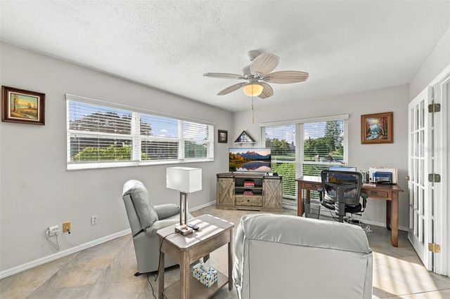 211 STONEHAM DRIVE, Sun City Center, FL 33573
