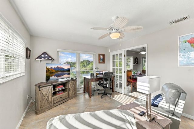 211 STONEHAM DRIVE, Sun City Center, FL 33573