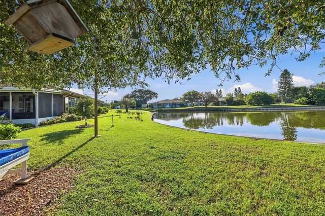 211 STONEHAM DRIVE, Sun City Center, FL 33573
