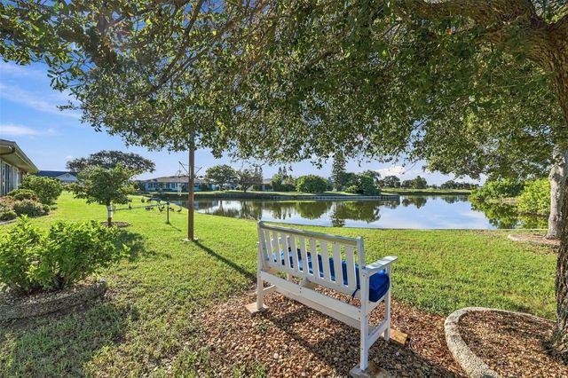211 STONEHAM DRIVE, Sun City Center, FL 33573