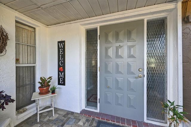211 STONEHAM DRIVE, Sun City Center, FL 33573