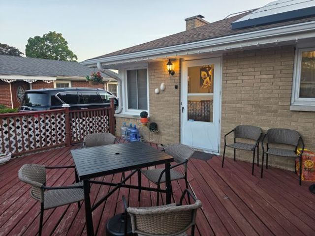 2321 Walnut Street, Waukegan, IL 60087