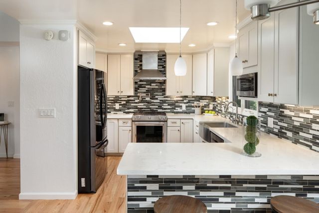 23502 Skyview Terrace, Los Gatos, CA 95033
