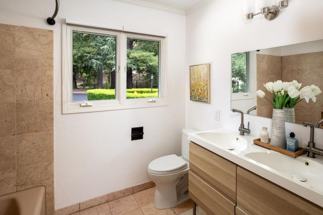 23502 Skyview Terrace, Los Gatos, CA 95033