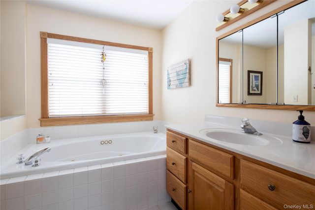 1705 Kerwin Boulevard, Greenport, NY 11944