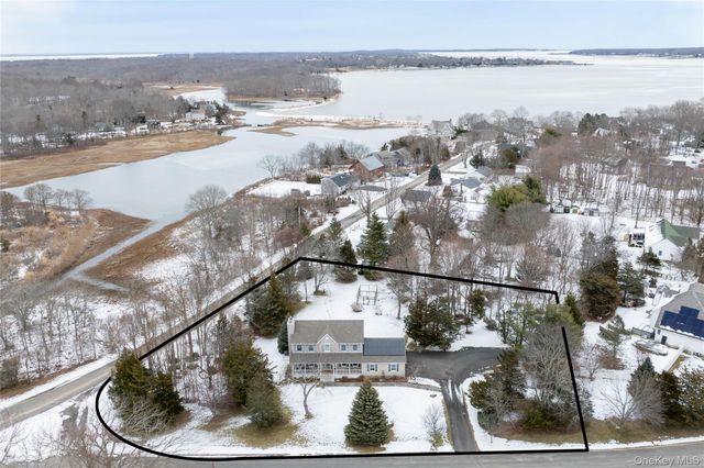 1705 Kerwin Boulevard, Greenport, NY 11944