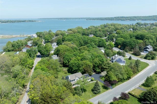 1705 Kerwin Boulevard, Greenport, NY 11944