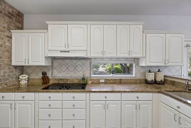 17 REMINGTON RUN, San Antonio, TX 78258