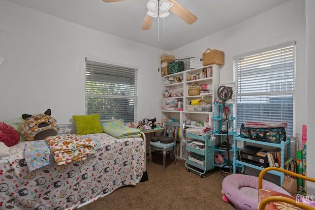 1919 Maple Avenue, Bakersfield, CA 93304