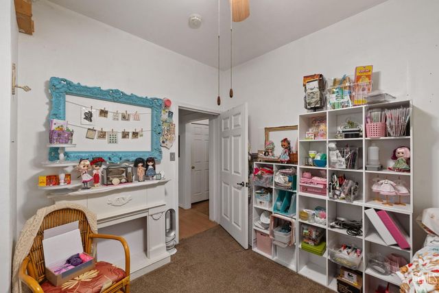 1919 Maple Avenue, Bakersfield, CA 93304