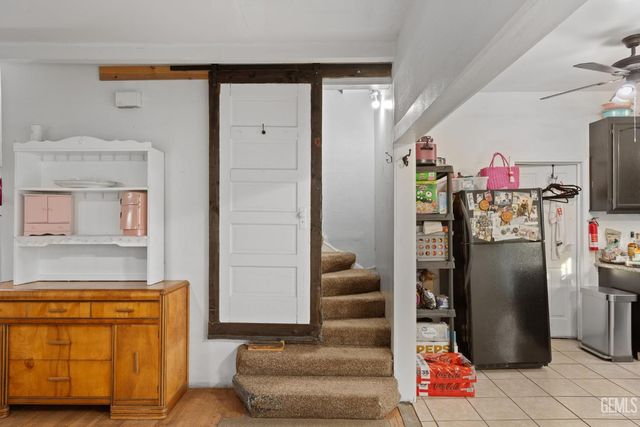 1919 Maple Avenue, Bakersfield, CA 93304