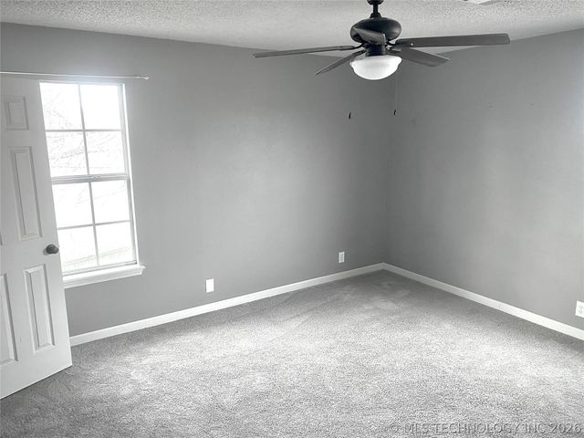 9515 E 99th Place, Tulsa, OK 74133