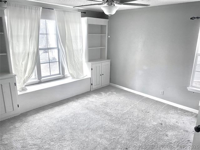 9515 E 99th Place, Tulsa, OK 74133