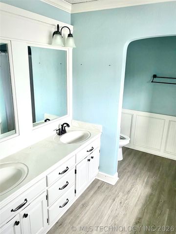 9515 E 99th Place, Tulsa, OK 74133