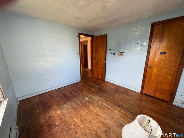 43 Sycamore Road, Milford, CT 06460