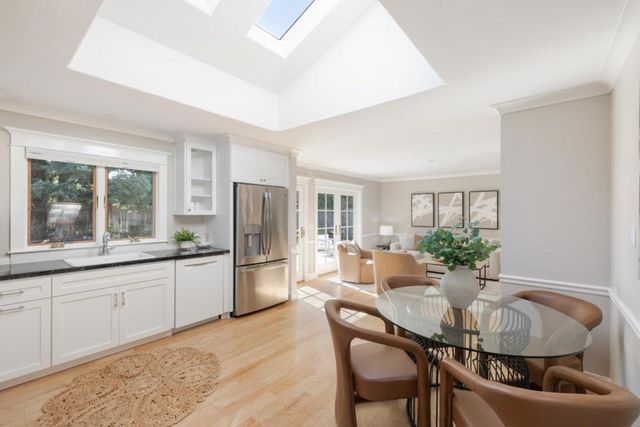 725 Panchita Way, Los Altos, CA 94022