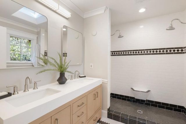 725 Panchita Way, Los Altos, CA 94022