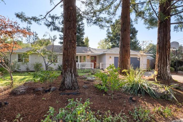 725 Panchita Way, Los Altos, CA 94022