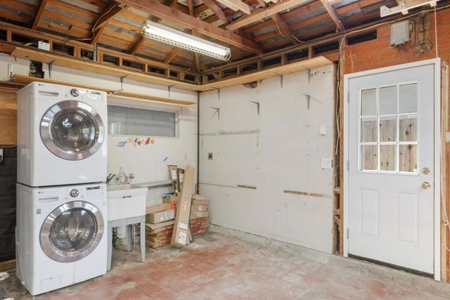 725 Panchita Way, Los Altos, CA 94022