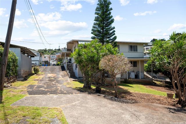 1996 Naio Street, Honolulu, HI 96817