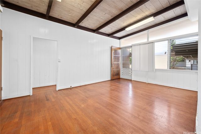 1996 Naio Street, Honolulu, HI 96817