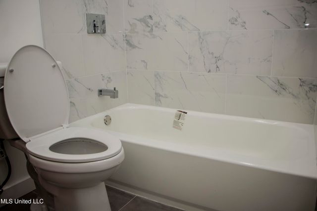 420 Downing Street, Jackson, MS 39216