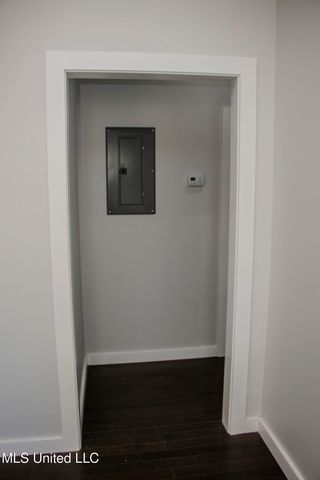 420 Downing Street, Jackson, MS 39216