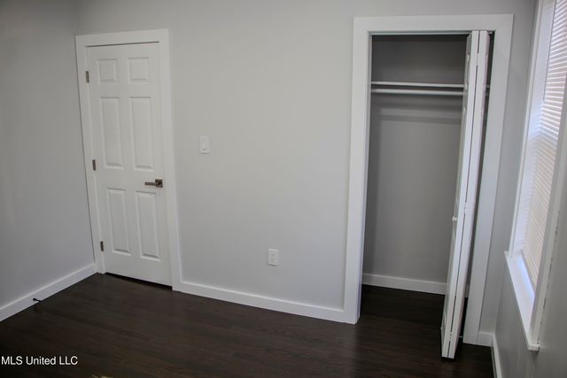 420 Downing Street, Jackson, MS 39216