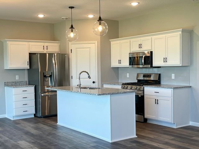 8642 147th Avenue NW, Ramsey, MN 55303