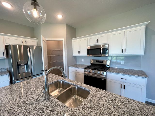 8642 147th Avenue NW, Ramsey, MN 55303