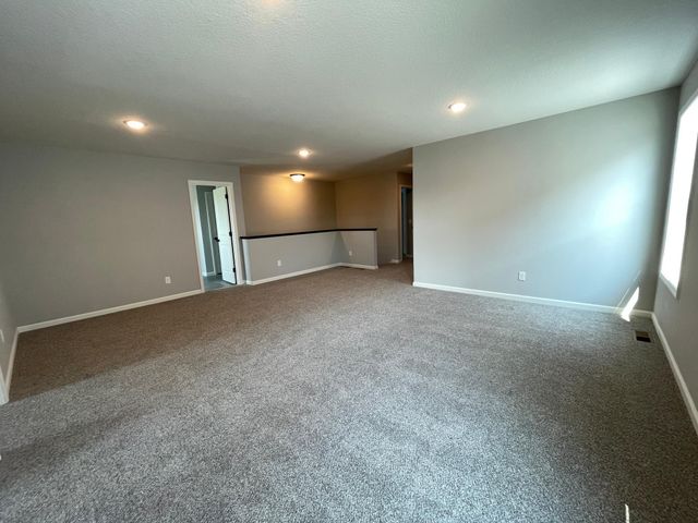 8642 147th Avenue NW, Ramsey, MN 55303