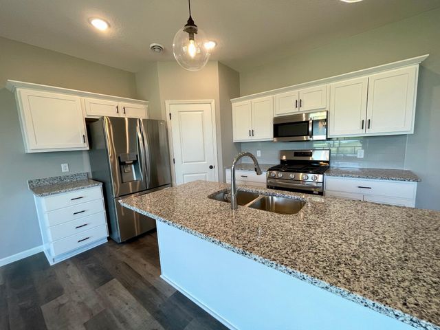 8642 147th Avenue NW, Ramsey, MN 55303