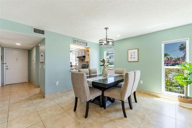7003 SUNSET WAY 3, St Pete Beach, FL 33706