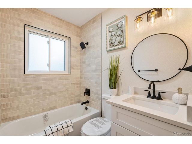 2040 Mable Ave, Denver, CO 80229