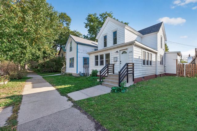 2939 30th Avenue S, Minneapolis, MN 55406