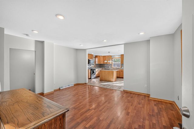 2939 30th Avenue S, Minneapolis, MN 55406
