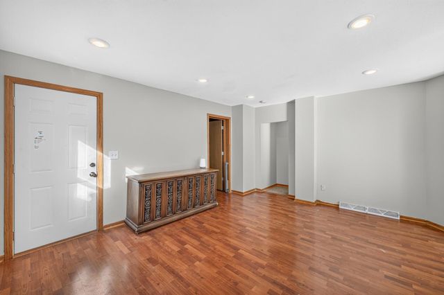 2939 30th Avenue S, Minneapolis, MN 55406