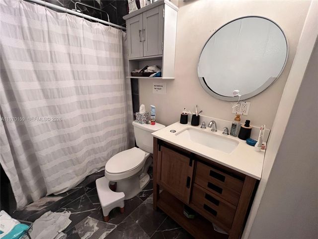 15801 SW 99th Pl, Miami, FL 33157