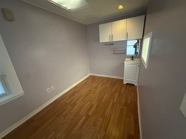 556 Cmbridge St, Boston, MA 02134