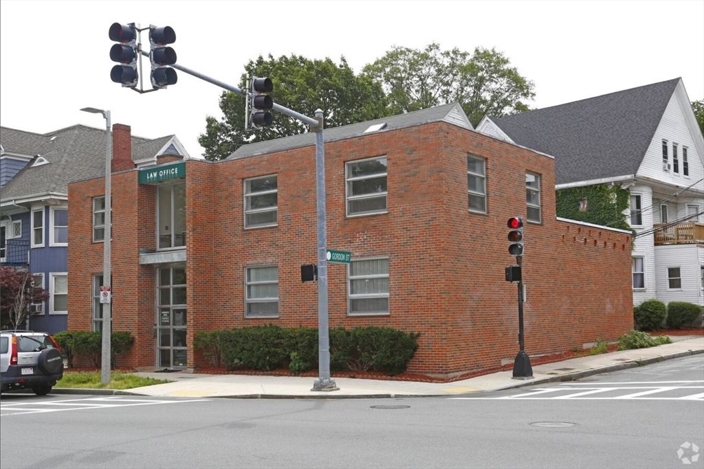 556 Cmbridge St, Boston, MA 02134