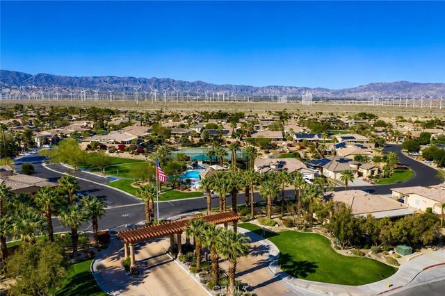 748 Mira Grande, Palm Springs, CA 92262
