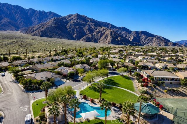 748 Mira Grande, Palm Springs, CA 92262