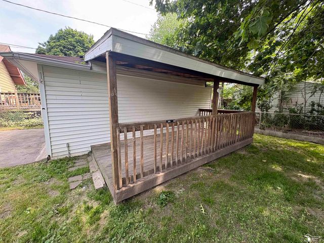 25 W Auburn Street, Ecorse, MI 48229