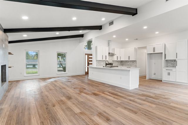 103 Elm Crest Drive, Rowlett, TX 75087