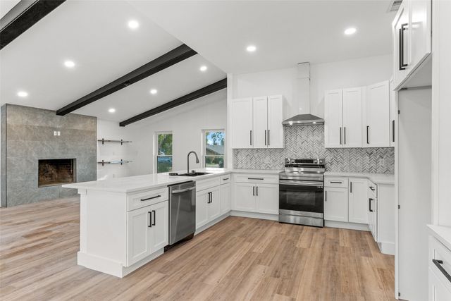 103 Elm Crest Drive, Rowlett, TX 75087