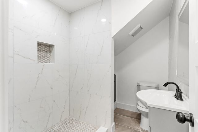 103 Elm Crest Drive, Rowlett, TX 75087