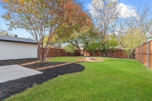 103 Elm Crest Drive, Rowlett, TX 75087