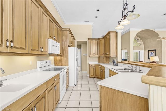 20253 Wildcat Run DR, Estero, FL 33928