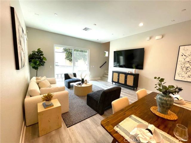 533 Daniel Freeman Circle, Inglewood, CA 90301