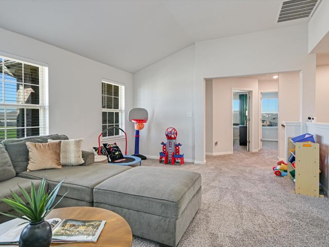 218 Pearland ST, Hutto, TX 78634